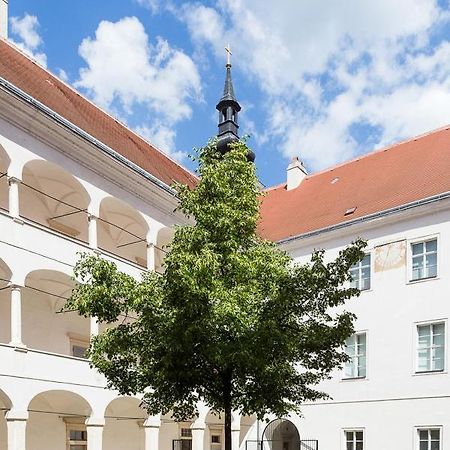 Kunsthaus Horn Hotel Buitenkant foto