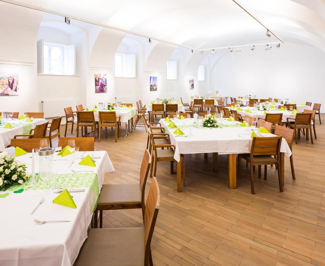 Kunsthaus Horn Hotel Buitenkant foto