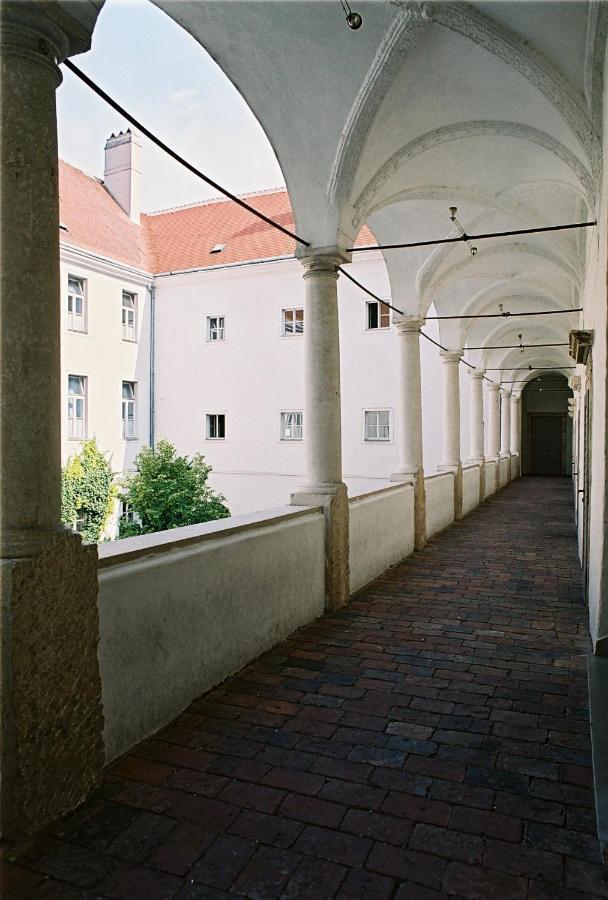 Kunsthaus Horn Hotel Buitenkant foto