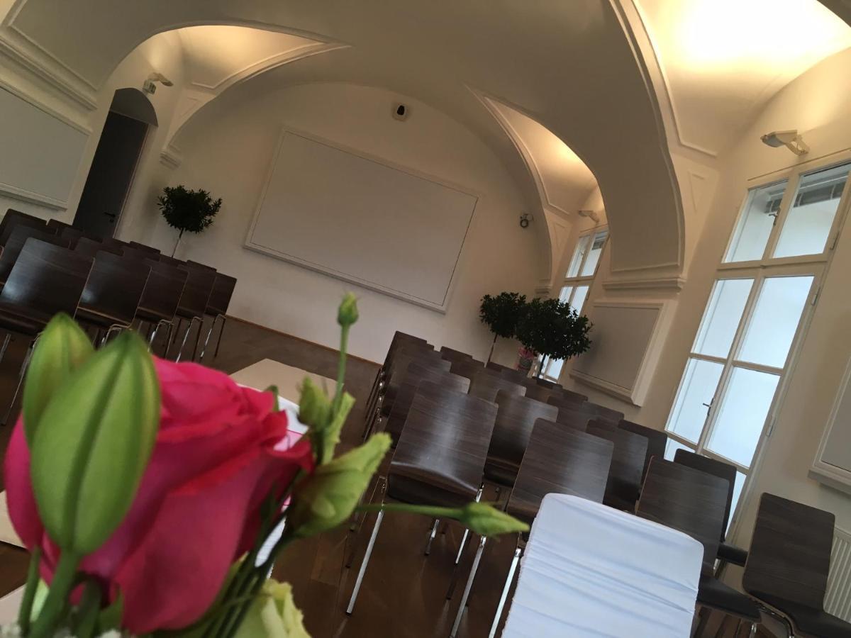 Kunsthaus Horn Hotel Buitenkant foto